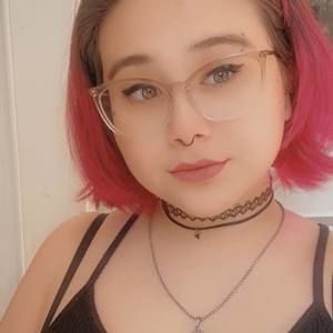 Meet your Posher, Aurelia
